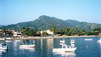 La Playa del Puerto fronting downtown Zihuatanejo