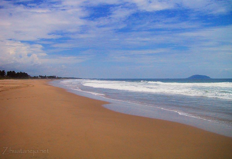 Playa Larga y Playa Blanca, Barra de Potosi, Mexico