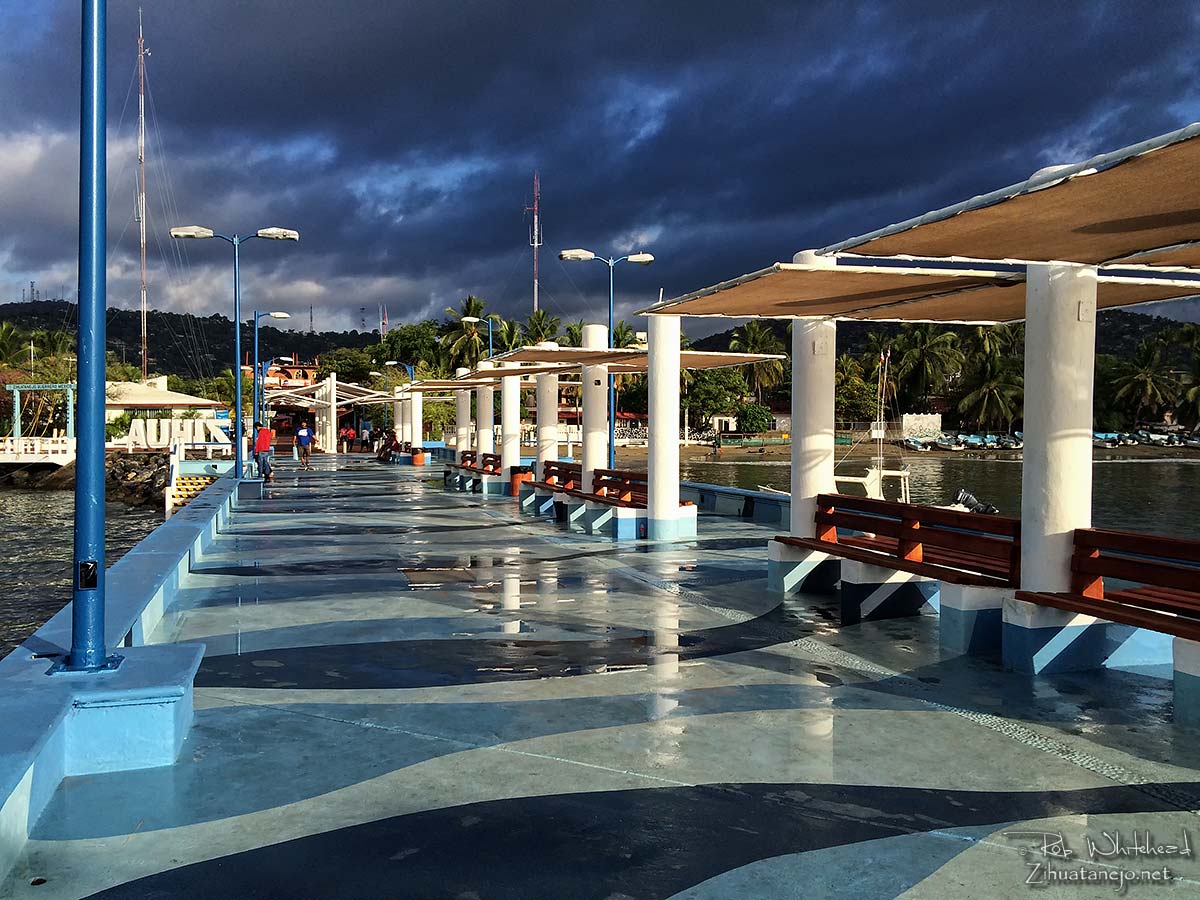 El Muelle Municipal de Zihuatanejo