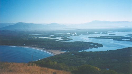 Vista de Barra de Potos&iacute; desde la cima del Cerro de Guamilule